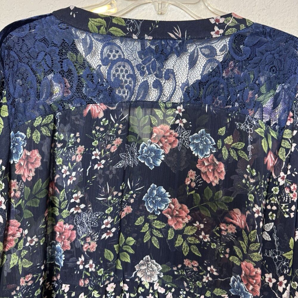 Suzanne Betro Plus Size Weekend Blue Floral Chiffon Lace Velour Boho Blouse 3X - Picture 10 of 10